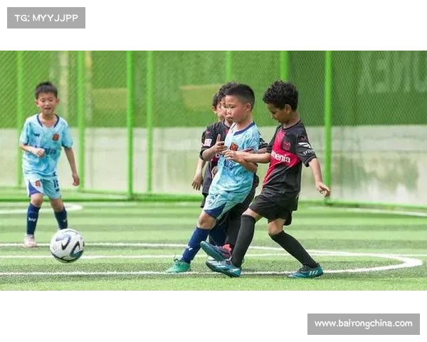 德国队勇夺国际青少年足球锦标赛冠军 展现强大实力和团队合作精神